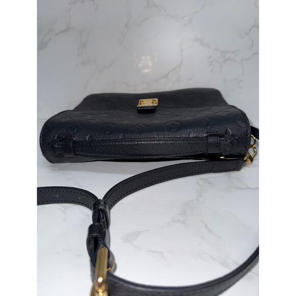 Louis Vuitton Pochette Metis Monogram Empreinte - Picture 9 of 11